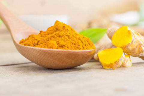 Hvorfor curcuma / gurkemeje er et gyldent krydderi med utrolige sundhedsfordele